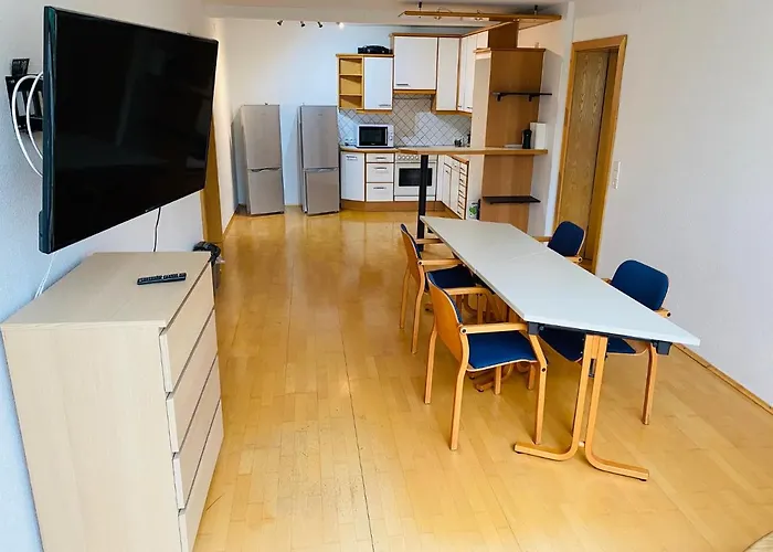 Sleep24 - Monteur In 民宿