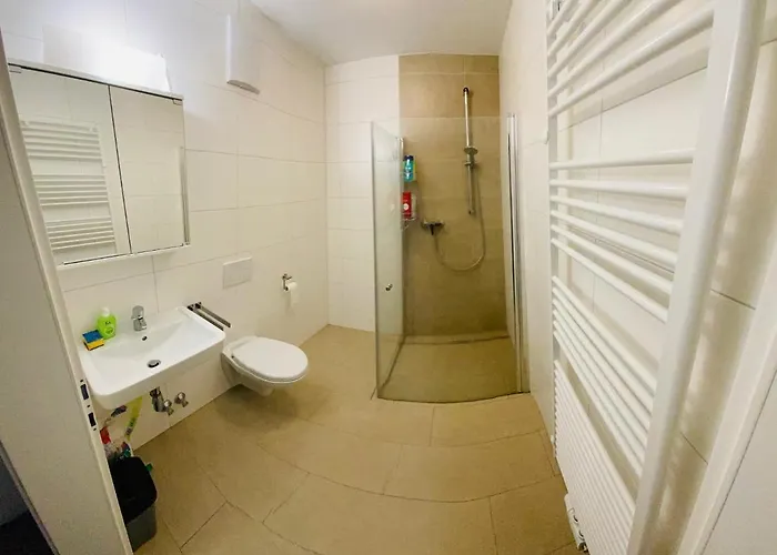 Sleep24 - Monteur In 民宿