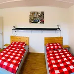 Habitación en casa particular Sleep24 - Monteur In *